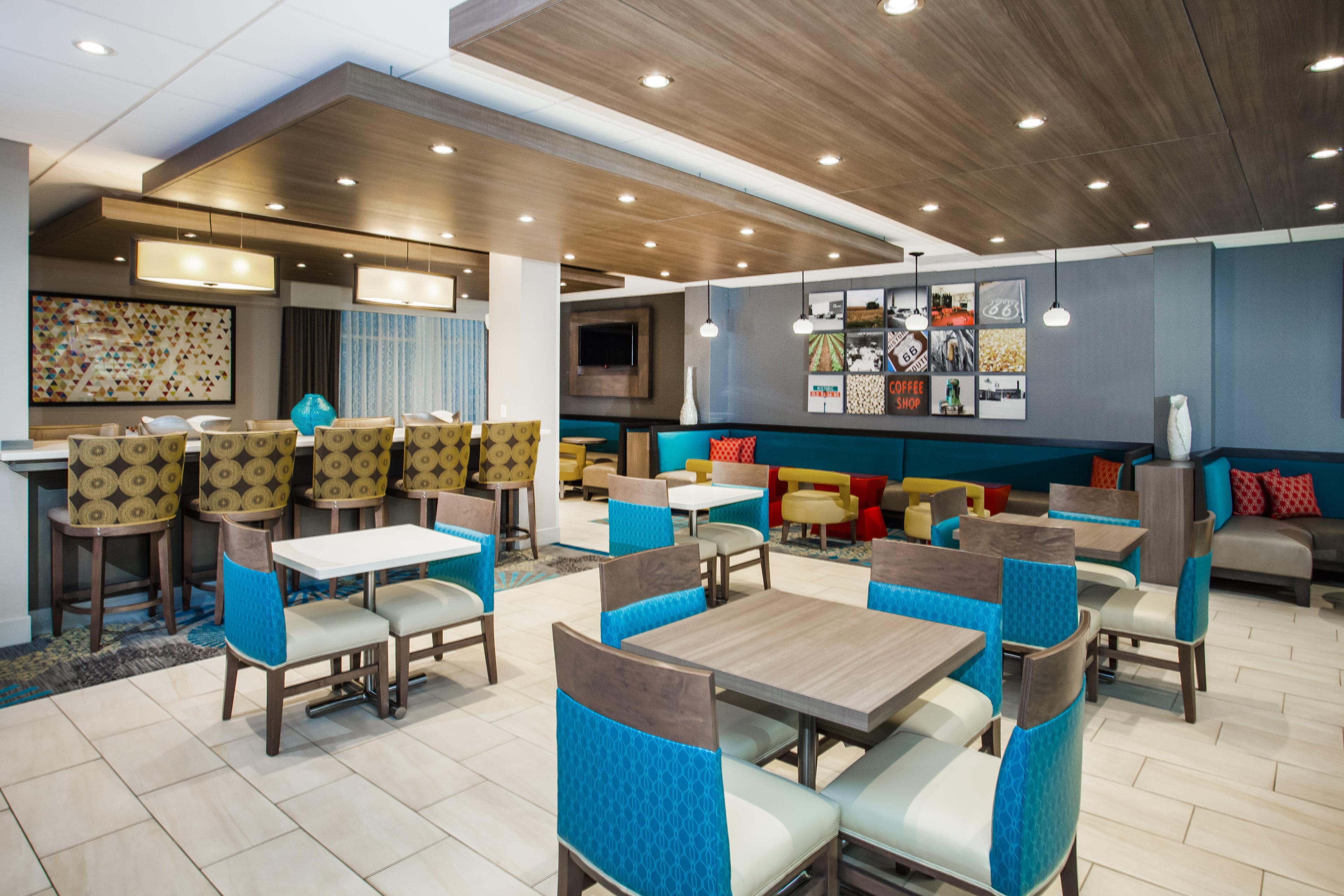 Holiday Inn Express & Suites Litchfield By Ihg Exterior photo