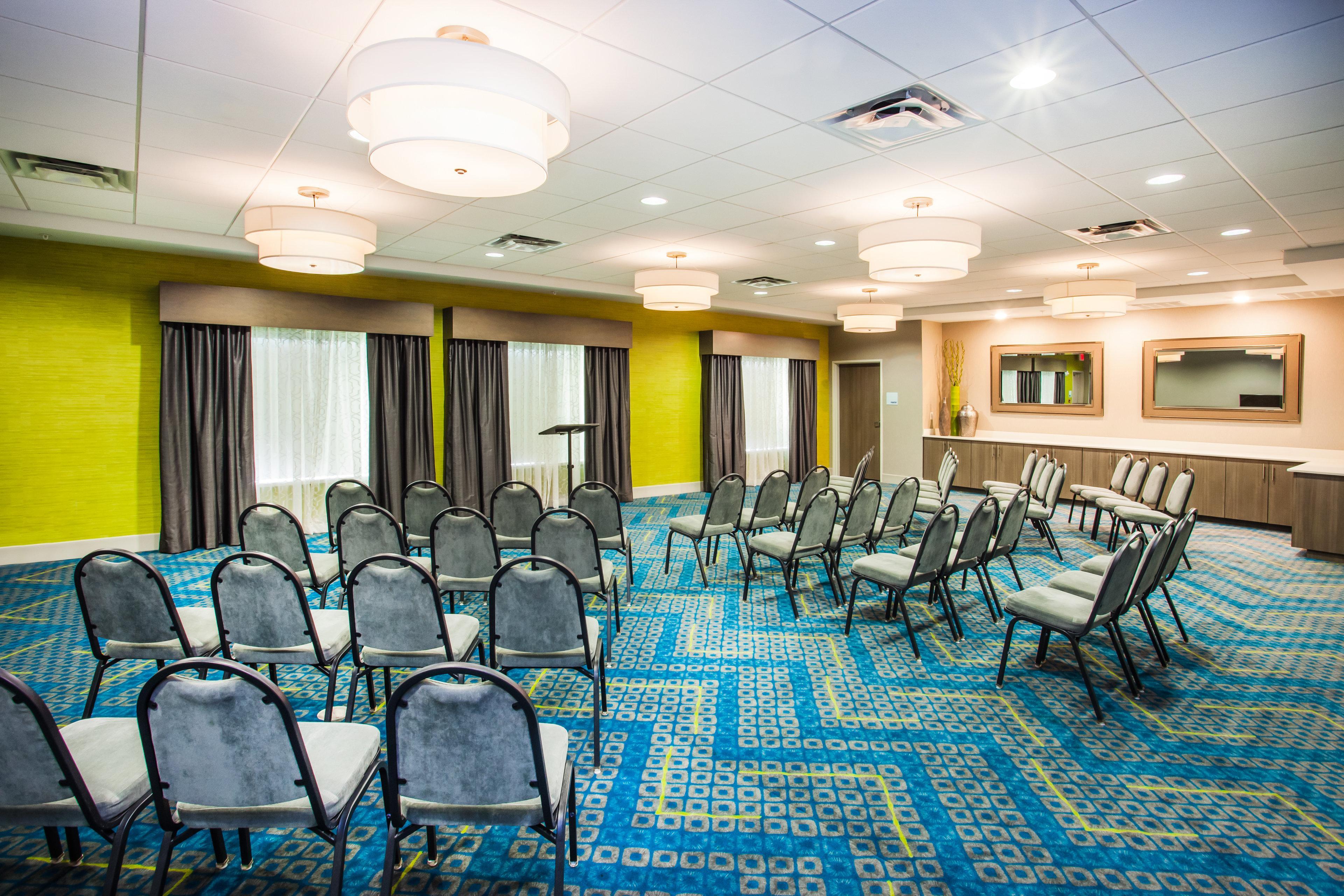 Holiday Inn Express & Suites Litchfield By Ihg Exterior photo