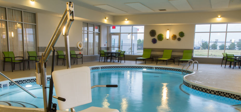 Holiday Inn Express & Suites Litchfield By Ihg Exterior photo