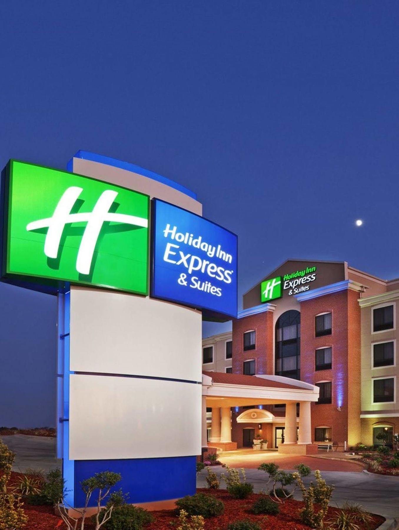Holiday Inn Express & Suites Litchfield By Ihg Exterior photo